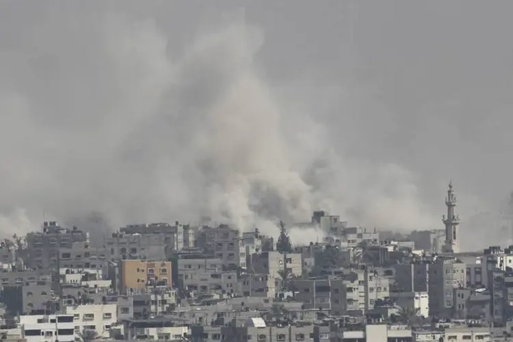 
	Ataques em Gaza: mercado se encontrava abarrotado de pessoas
 (Reuters)