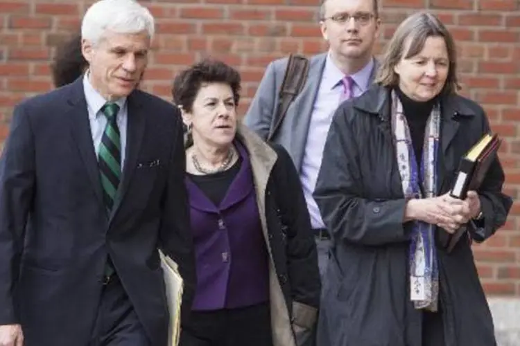 Advogados de defesa de Dzhokhar Tsarnaev chegam ao tribunal, nesta terça-feira, 7 de abril de 2015 (Scott Eisen/AFP)