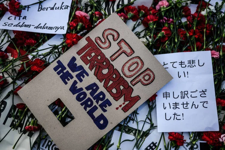 
	Terrorismo: &quot;Necessitamos cabe&ccedil;as frias e bom senso. Nunca devemos nos reger pelo medo ou provocados por aqueles que querem explor&aacute;-lo&quot;
 (Ozan Kose / AFP)