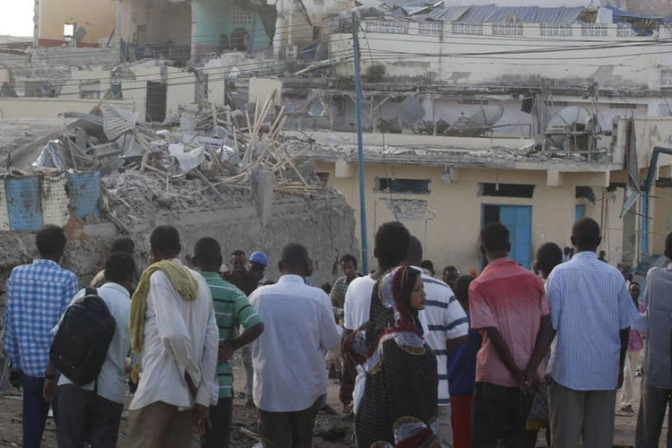 
	Ataque terrorista: as autoridades da regi&atilde;o do sudoeste da Som&aacute;lia, onde fica Baidoa, averiguam o paradeiro dos terroristas
 (Feisal Omar / Reuters)