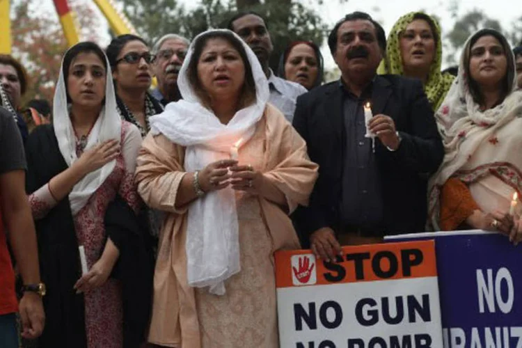 
	Atentado: o atentado foi realizado na tarde de domingo no parque Gulshan Iqbal, quando v&aacute;rias fam&iacute;lias passavam a tarde ali
 (Farooq Naeem / AFP)
