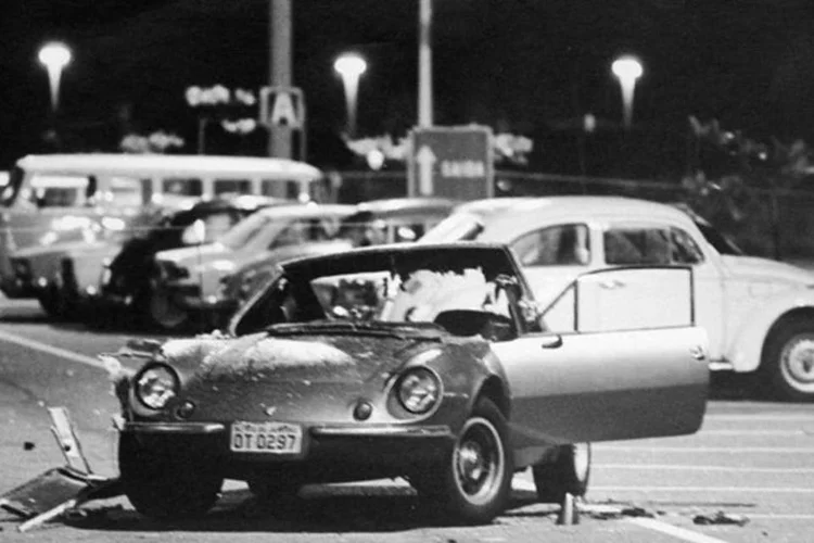 
	Puma usado no atentado terrorista no estacionamento do Riocentro, ocorrido em 1981 no Rio de Janeiro
 (Ricardo Chaves/Veja)