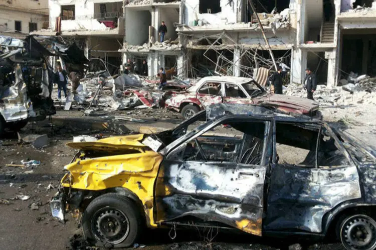 
	Atentados na S&iacute;ria: a cidade de Homs foi atingida pelo mais sangrento atentado ocorrido ali desde 2011, com 59 mortos
 (REUTERS/SANA/Handout)