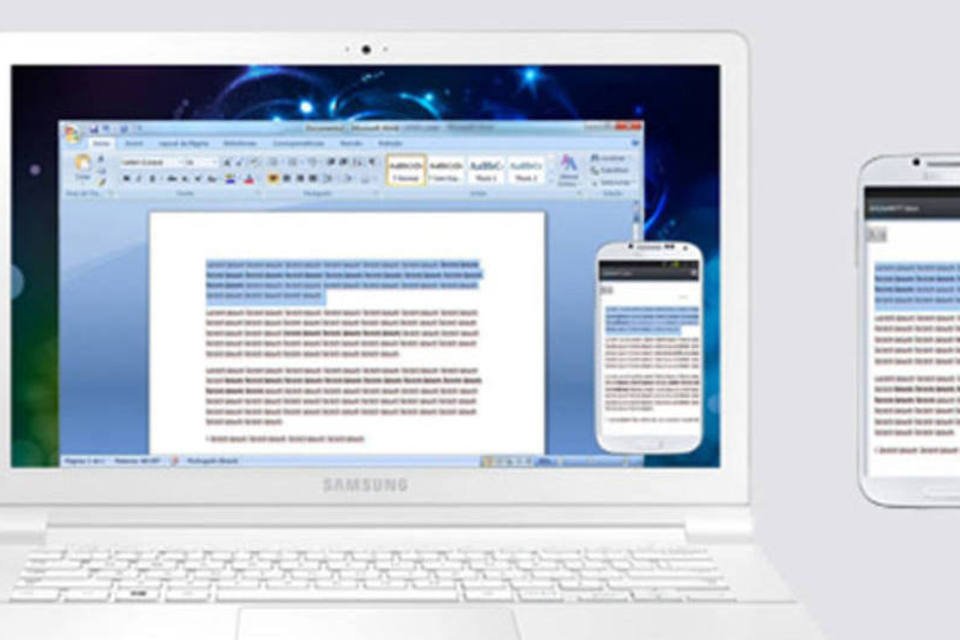 Samsung ATIV Book 9 Lite tem tela com abertura de 180 graus