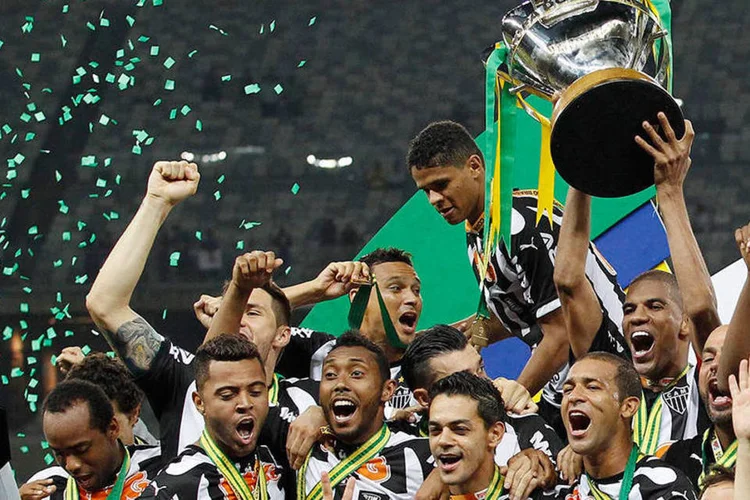 Jogadores do Atlético-MG comemora título da Copa do Brasil (REUTERS/Washington Alves)