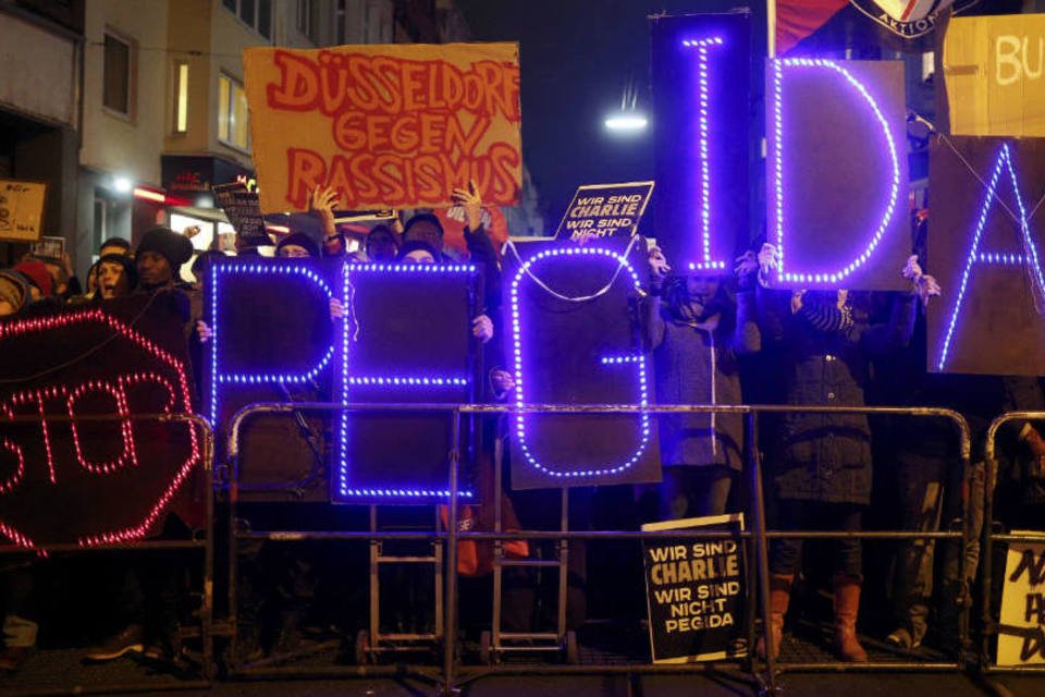 Crimes racistas no leste da Alemanha aumentaram 40% em 2014