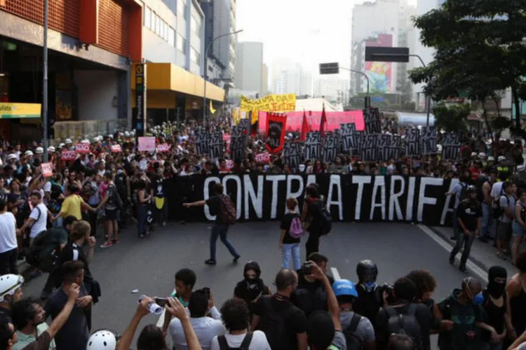 
	Segundo ato do Movimento Passe Livre (MPL) contra o aumento da tarifa de &ocirc;nibus em S&atilde;o Paulo
 (Reprodução/Twitter/@OccupyBrasil)