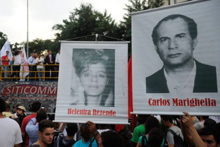 Ato em memória aos 50 anos do Comício das Reformas, realizado no dia 13 de março de 1964, duas semanas antes do golpe que derrubou o então presidente João Goulart (Fernando Frazão/Agência Brasil)
