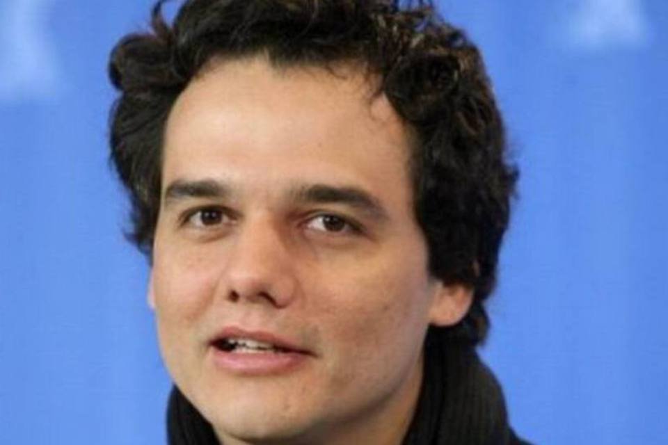 Fim do MinC é demonstração de ignorância, diz Wagner Moura