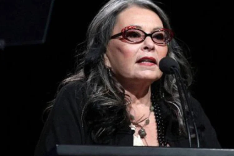 Roseanne Barr: Roseanne estava em uma lista de possíveis vices para a líder ambientalista, candidata de Massachusetts pelo Partido Verde (©AFP/Getty Images/File / Frederick M. Brown)