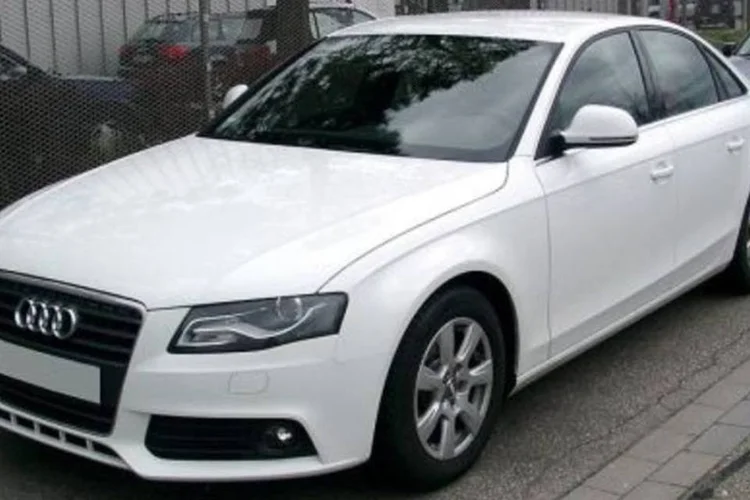 Os modelos A4 estão desenvolvendo motor flex, em teste no Brasil (Divulgação)