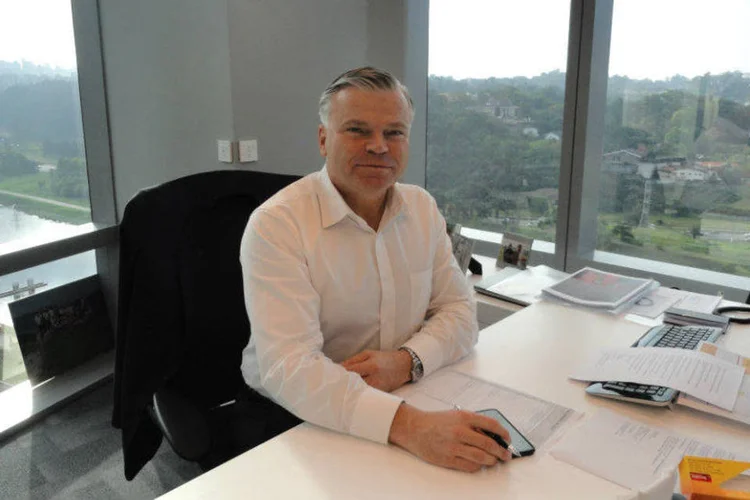 
	O presidente da Audi Brasil, J&ouml;rg Hofmann, em seu escrit&oacute;rio, em S&atilde;o Paulo
 (Luísa Melo/EXAME.com)