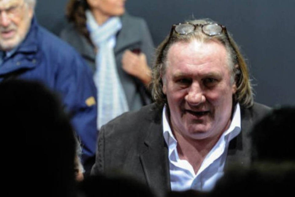 Depardieu não se apresenta em audiência por dirigir bêbado