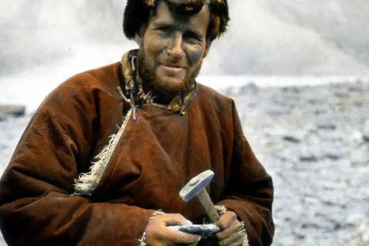 O geólogo e alpinista Augusto Gansser no Himalaia, em 1936, quando se tornou o primeiro a estudar a montanha do Tibete (Arnold Heim / ETH Zürich/Wikimedia Commons)