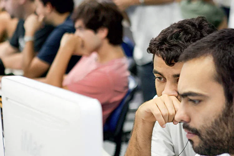 
	Sala de aula da Est&aacute;cio: a opera&ccedil;&atilde;o deve criar uma companhia de 1,5 milh&atilde;o de alunos
 (Eduardo Monteiro/Exame)