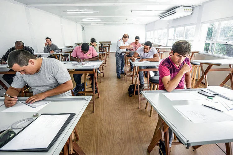
	Aula da Kroton: para 2015, a companhia agora projeta crescimento de 8 por cento, ante 10 por cento anteriormente
 (Germano Lüders/Exame)