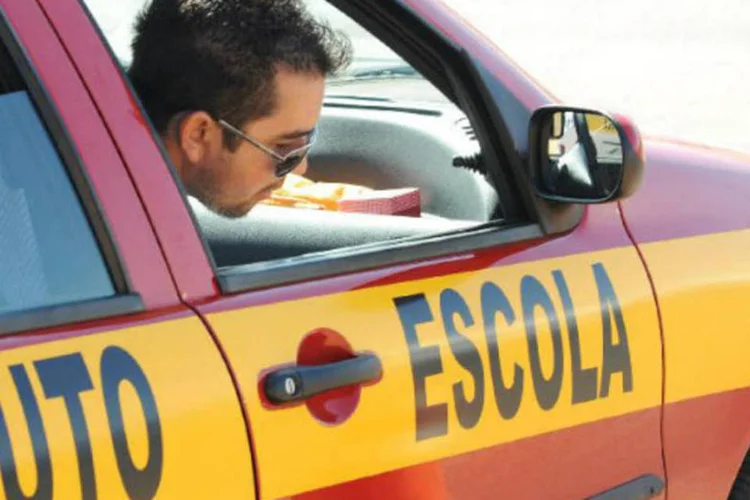 
	Autoescola: tirar a CNH vai ficar R$ 250 mais caro a partir deste ano
 (Elza Fiúza/ABr)