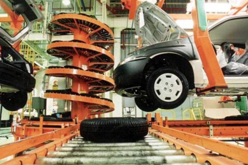 IBGE: produção industrial cai em 9 de 14 regiões