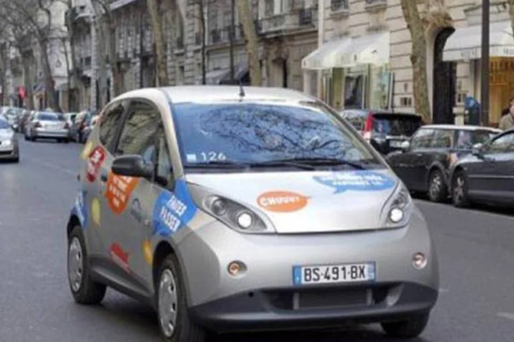 O Autolib: objetivo é ampliar a frota em 2012 (Patrick Kovarik/AFP)