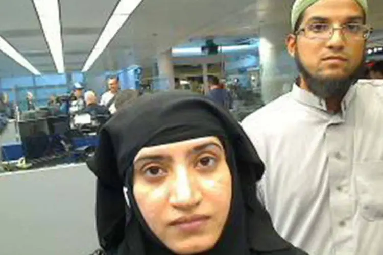 
	Autores do atentado de San Bernardino: o FBI est&aacute; buscando ajuda da companhia para acessar o celular do atirador Syed Rizwan Farook
 (Reuters)