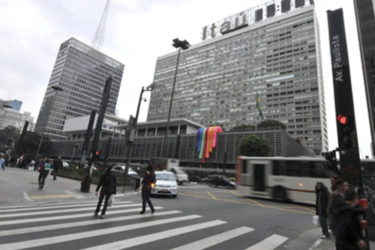 Avenida Paulista: comunidade egípcia comemorou queda de Mubarak nesta sexta