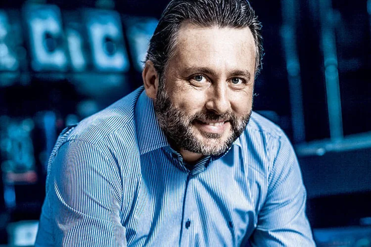 
	Emerson Salom&atilde;o, da Avell: sucesso no mercado de notebooks
 (Raphael Gunther/Exame)