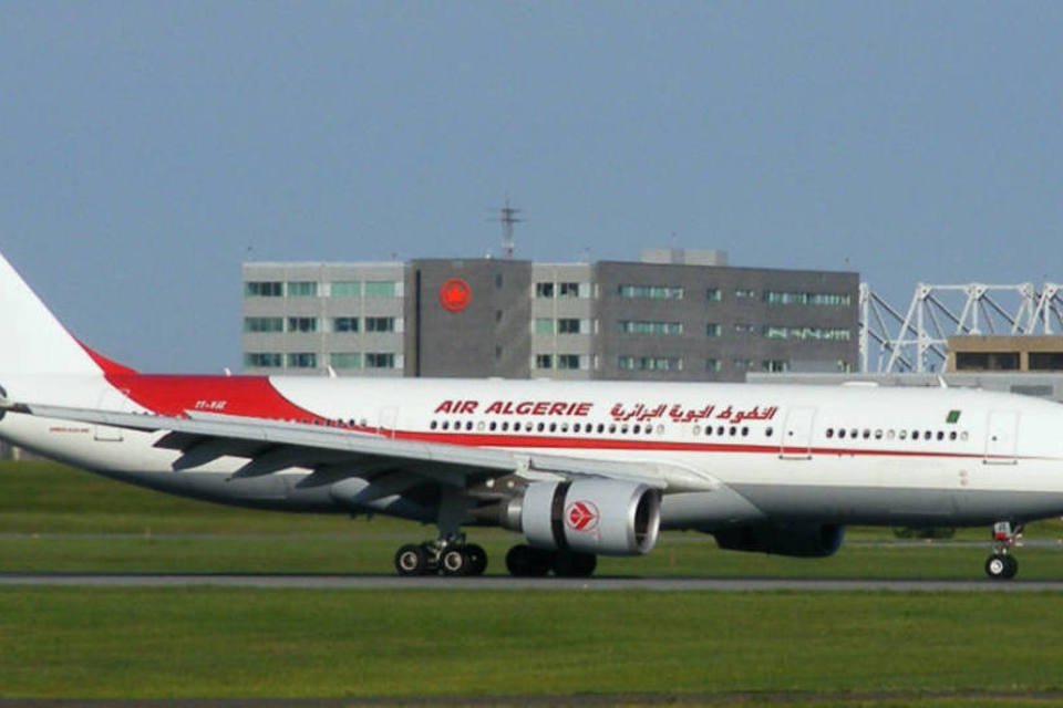 Avião da Air Algérie levava 119 pessoas, diz empresa
