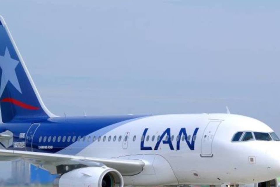 Greve paralisa voos internacionais da LAN na Argentina