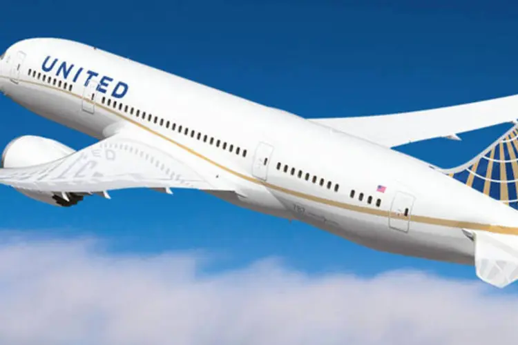 
	United Airlines: dois passageiros e suas malas foram retirados de voo da companhia em Boston.
 (Divulgação)