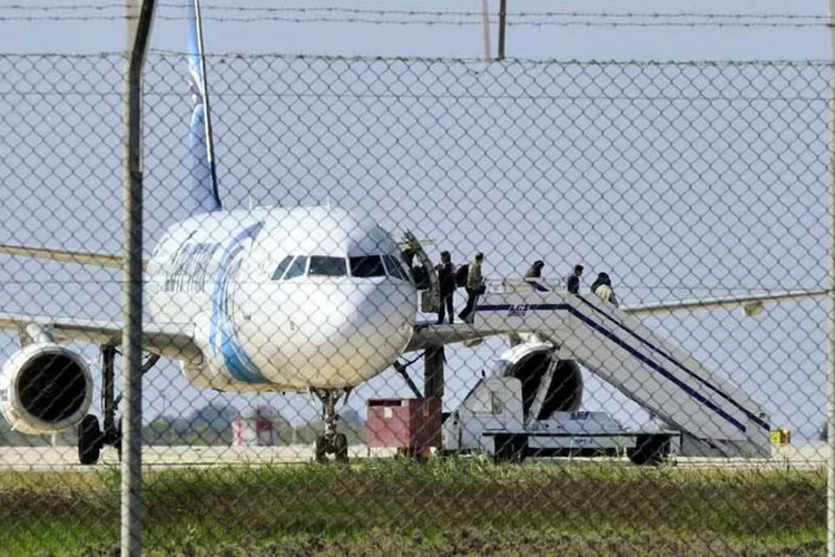 
	Sequestro: &quot;Nada disso tem a ver com terrorismo. &Eacute; a a&ccedil;&atilde;o individual de uma pessoa psicologicamente inst&aacute;vel&quot;
 (Reuters)