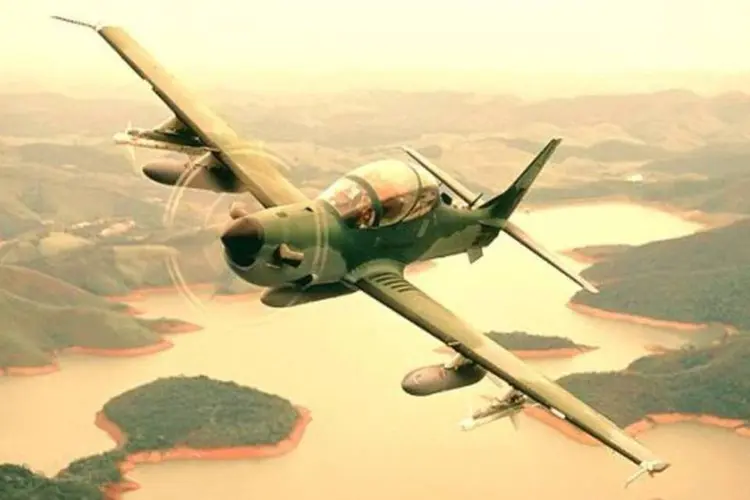 
	Super Tucano: &quot;h&aacute; uma linha de cr&eacute;dito como parte da estrat&eacute;gia destinada &agrave; defesa&quot; disse o presidente da Embraer Defesa e Seguran&ccedil;a, Luiz Carlos Aguiar.
 (Divulgação)