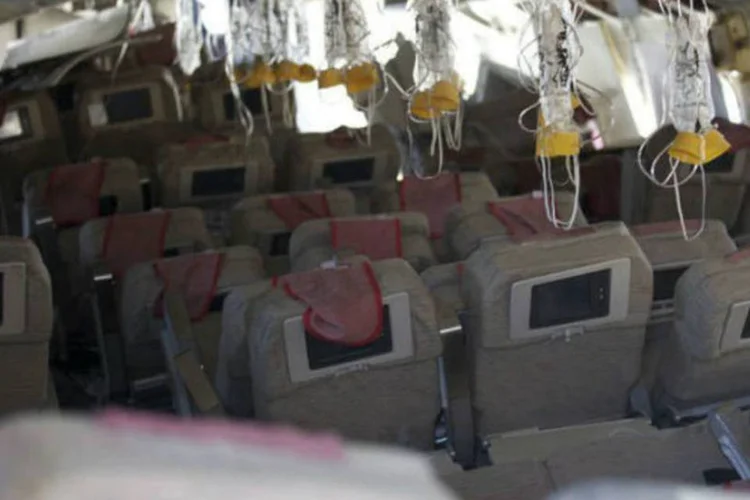 
	Interior do Boeing 777 da Asiana que sofreu acidente: as regras de seguran&ccedil;a estipulam que o avi&atilde;o deve ter condi&ccedil;&otilde;es de ser totalmente desocupado em 90 segundos
 (AFP)