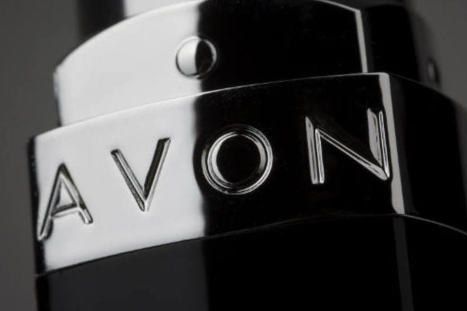 Cerberus compra 80% da Avon na América do Norte