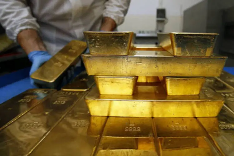 Ouro: cautela reinou entre os investidores antes de uma semana agitada (Alessia Pierdomenico/Bloomberg)