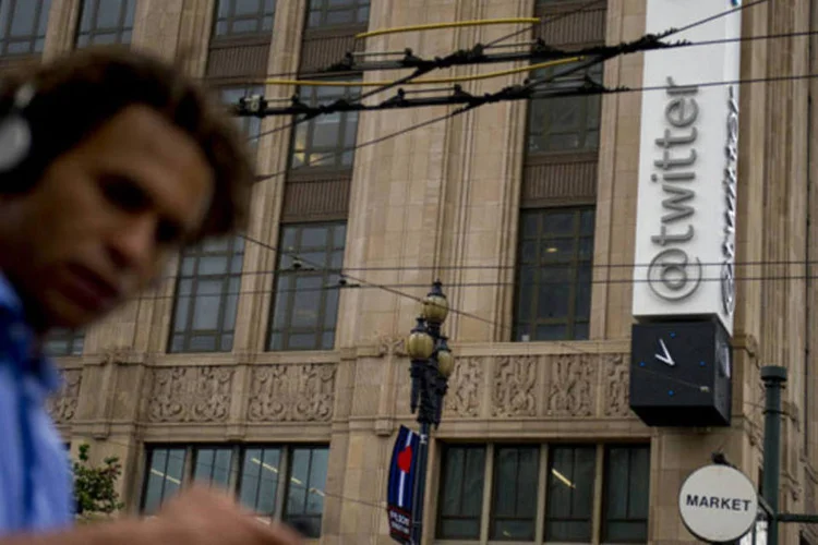
	Sede do Twitter em S&atilde;o Francisco:&nbsp;companhia informou que tem mais de 100 milh&otilde;es de usu&aacute;rios ativos todos os dias
 (David Paul Morris/Bloomberg)