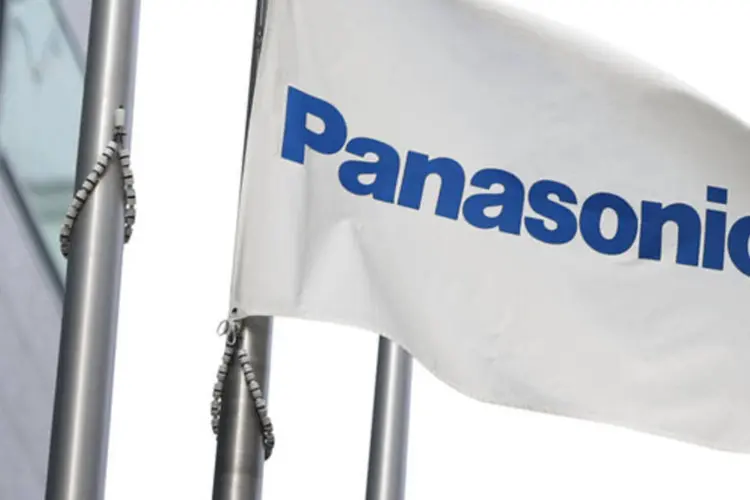 Bandeira da Panasonic no prédio da companhia em Tóquio: operação deve movimentar US$ 1,5 bilhão (Kiyoshi Ota/Bloomberg)