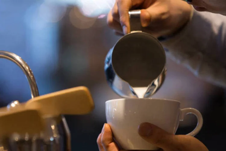 
	Caf&eacute;: o caf&eacute; tamb&eacute;m &eacute; rico em antioxidantes, subst&acirc;ncias que retardam o envelhecimento das c&eacute;lulas
 (SeongJoon Cho/Bloomberg)