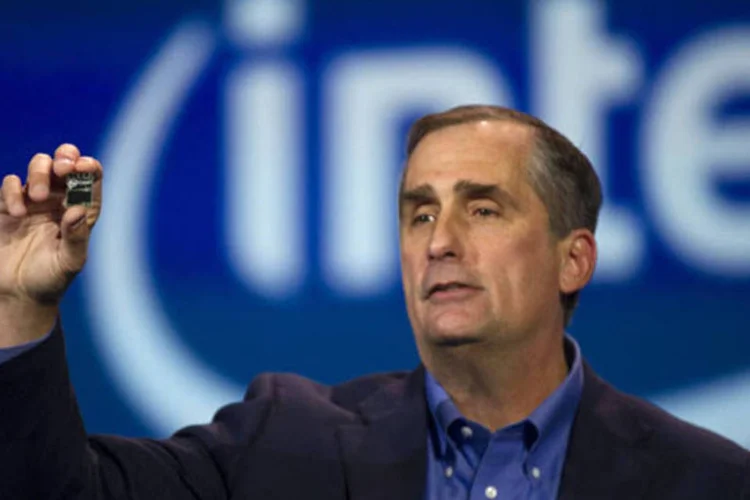 
	Brian Krzanich, CEO da Intel: pela primeira vez, a Intel no mundo bateu a marca de 100 milh&otilde;es de processadores vendidos em um trimestre
 (David Paul Morris/Bloomberg)