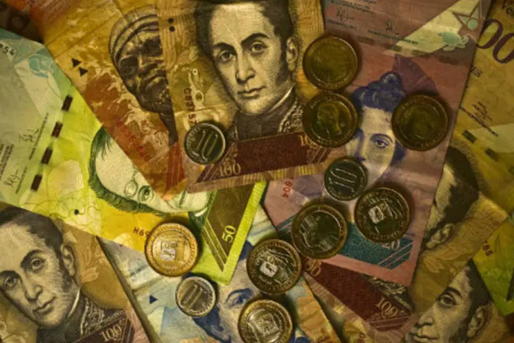 
	Moeda da Venezuela Bolivar: Venezuela possui a mais alta infla&ccedil;&atilde;o das Am&eacute;ricas, o que a oposi&ccedil;&atilde;o afirma ser evid&ecirc;ncia da falha do socialismo
 (Meridith Kohut)