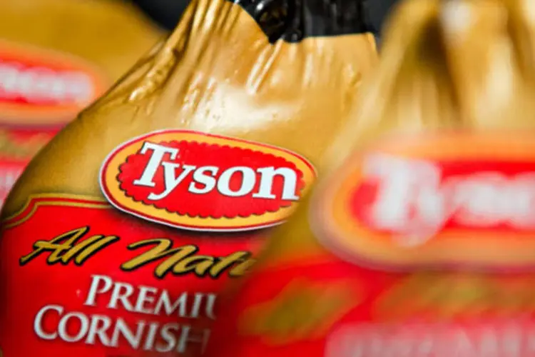 
	Tyson Foods: companhia disse que espera vendas de cerca de 37 bilh&otilde;es de d&oacute;lares no ano fiscal 2014, acima da estimativa m&eacute;dia de analistas de 35,94 bilh&otilde;es de d&oacute;lares
 (Daniel Acker/Bloomberg)