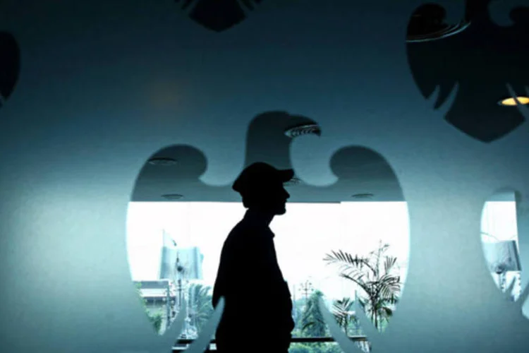 Logo da Barclays: tecnologia irá ajudar a entregar quase metade da planejada economia anual de US$ 2,7 bilhões (Asim Hafeez/Bloomberg)