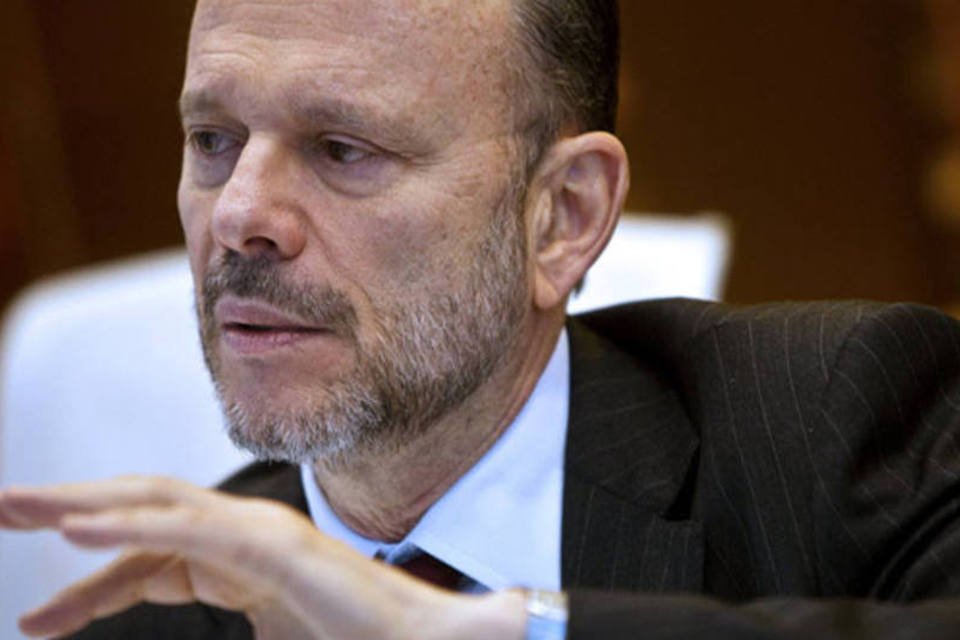 Presidente do BNDES presta depoimento à CPI da Petrobras