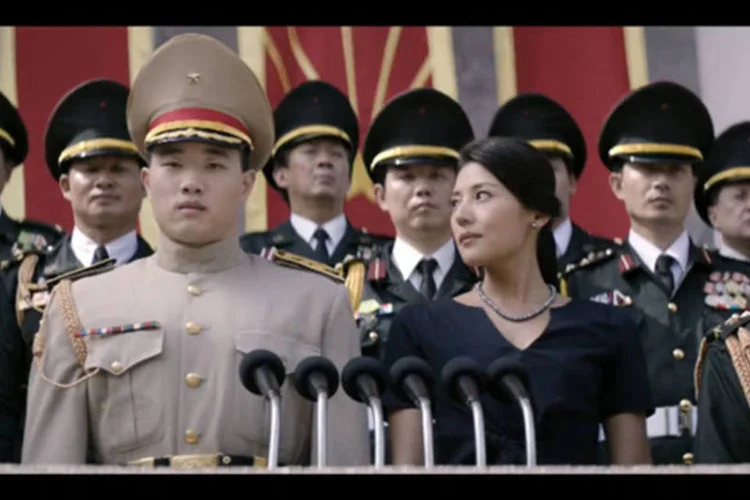 Comercial da Axe: Make Love, Not War faz referência às guerras que tiveram participação dos Estados Unidos, como Vietnã e Oriente Médio (Reprodução/YouTube/Axe)