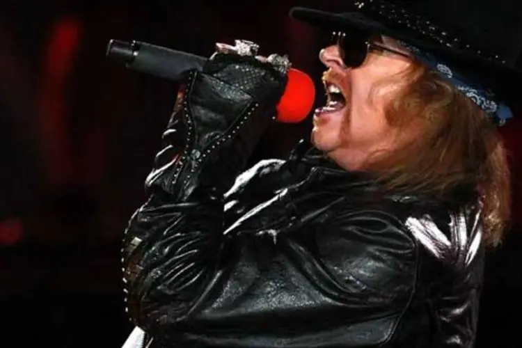 O Guns N'Roses precisa provar se ainda consegue repetir as históricas apresentações de 1991, ou se farão o show morno de dez anos depois, em 2001 (Robert Cianflone/Getty Images)