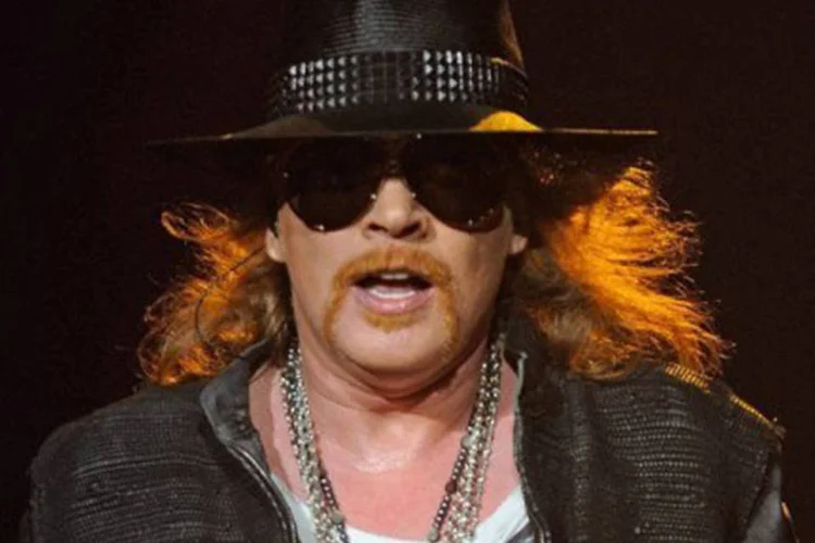 Axl Rose: o roubo aconteceu no camarim do Palais Omnisports de Bercy (Ethan Miller/Getty Images/ AFP)