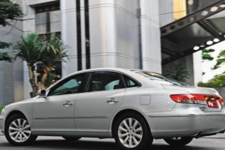 Azera, um dos modelos da Hyundai: empresa coreana é uma das que mais importaram carros para o Brasil. (.)