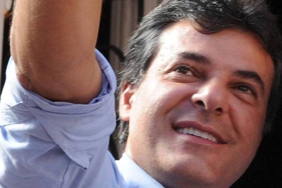 Presidente do STJ manda soltar ex-governador Beto Richa