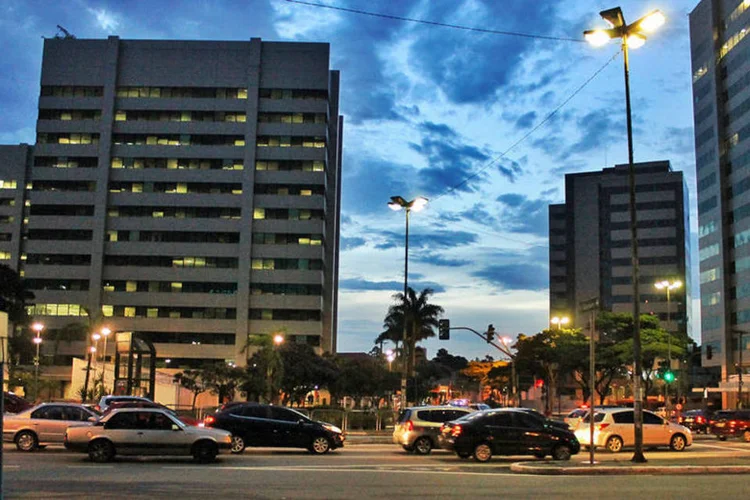
	Gastos em SP: v&aacute;rios itens do transporte coletivo (5,61%) apresentaram reajuste, como &ocirc;nibus intermunicipal (7,4%) e metr&ocirc; (6,46%)
 (Guilherme T. Santos/Flickr)