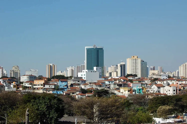 São Paulo: um homem foi morto com tiros de fuzil na noite desta segunda-feira, 23, no bairro do Tatuapé (Wikimedia Commons/Reprodução)
