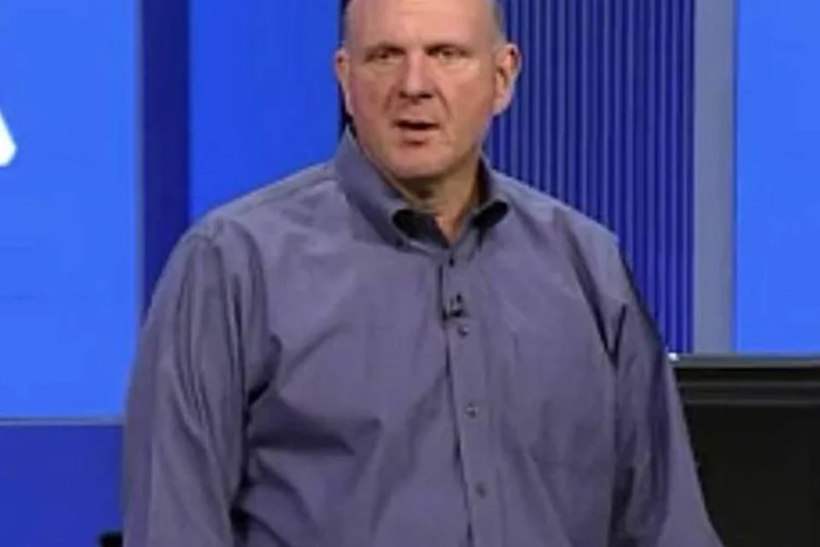 
	Steve Ballmer: &quot;apenas nossa empresa e algumas poucas outras est&atilde;o posicionadas para escrever o futuro. Vamos pensar grande, vamos apostar grande&quot;&nbsp;
 (Reprodução de EXAME.com)